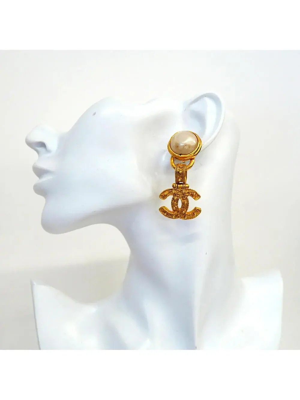 Chanel Cc Logo Clip-On Earrings Metal #327673C61B